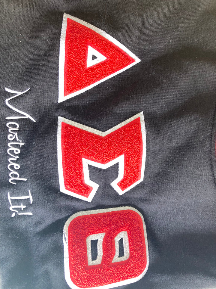 FINAL SALE: (Medium, Black) Delta Sigma Theta Mastered It Crewneck Sweatshirt (SEE PICS & DESCRIPTION for Details)